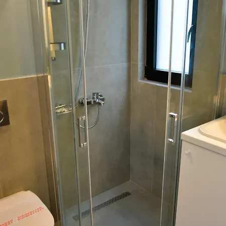 Andale Apartment *